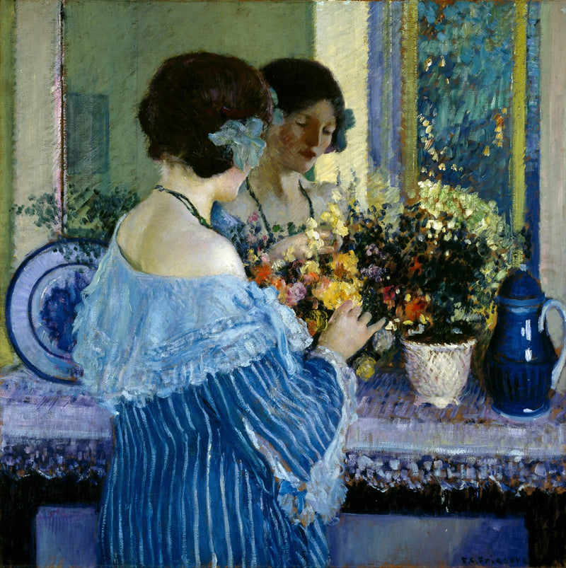 Nuori tyttö sinisessä järjestämässä kukkia - Frederick Carl Frieseke