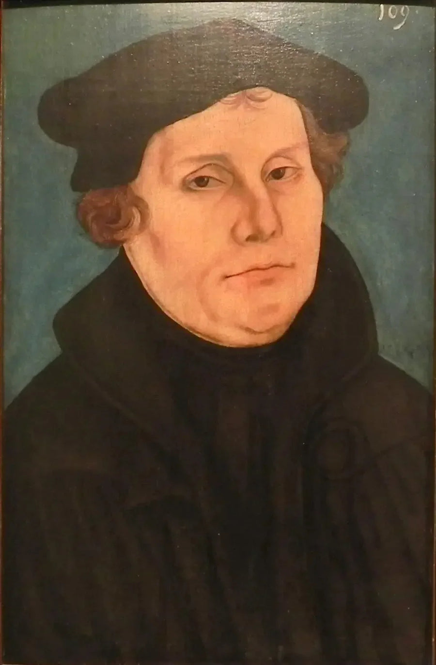 Martin Luther, rintakuva, kääntynyt oikealle - Lucas Cranach vanhempi