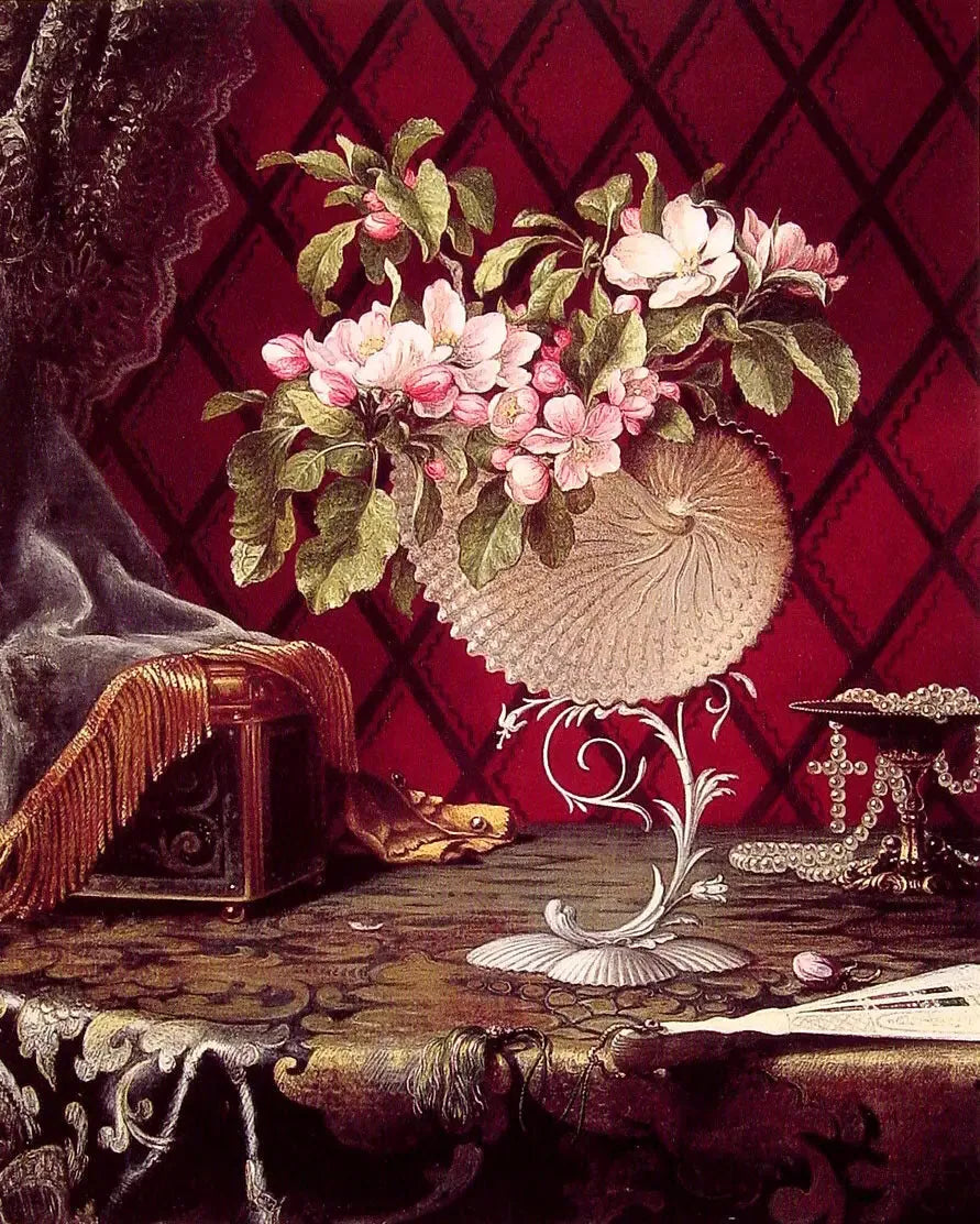 Kuva still life-kukista omenapuun kukista nautilus-kalassa - Martin Johnson Heade