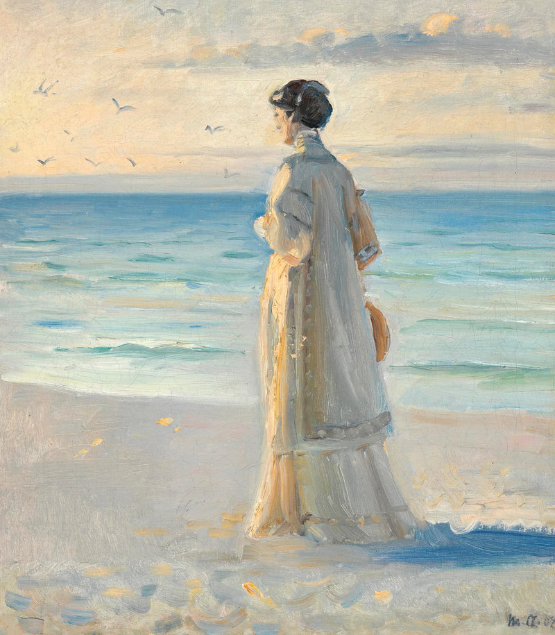 Pitkään, kevyeen kesämekkoon pukeutunut nainen katselee merta Skagenin rannalla. - Michael Peter Ancher