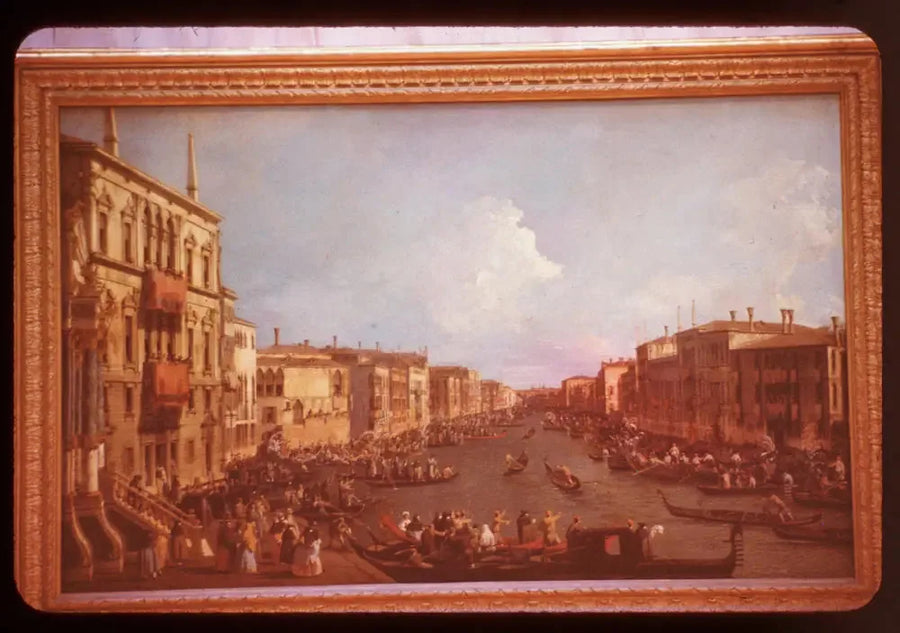Näkymä Grand Canalille Palazzo Balbin ja Rialton sillan välillä regatan aikana - Canaletto